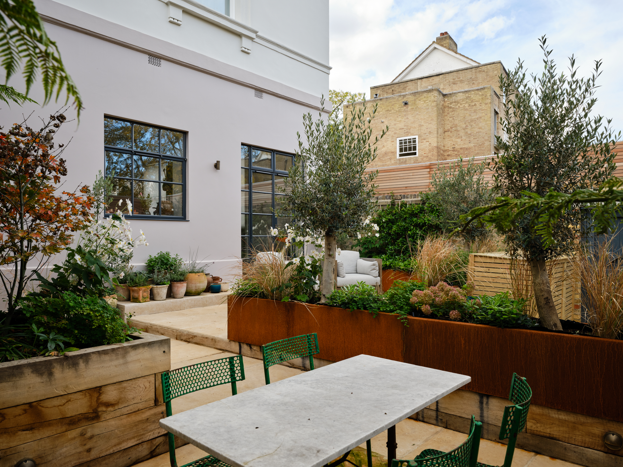 Thoughtfully landscaped garden courtyard